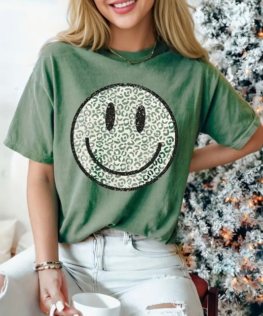 🇬🇧Animal Print Glitter Smiley Tshirt - Green