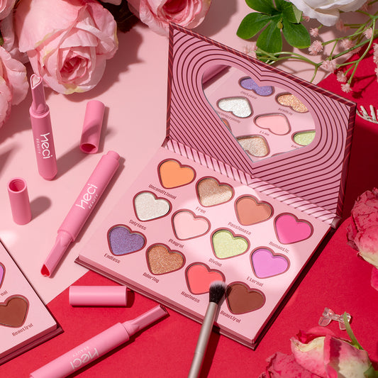 🇬🇧Heart Eyeshadow and Lip Gift Set - 4 Colours