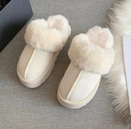 Fluffy Plush Slippers - Off-White